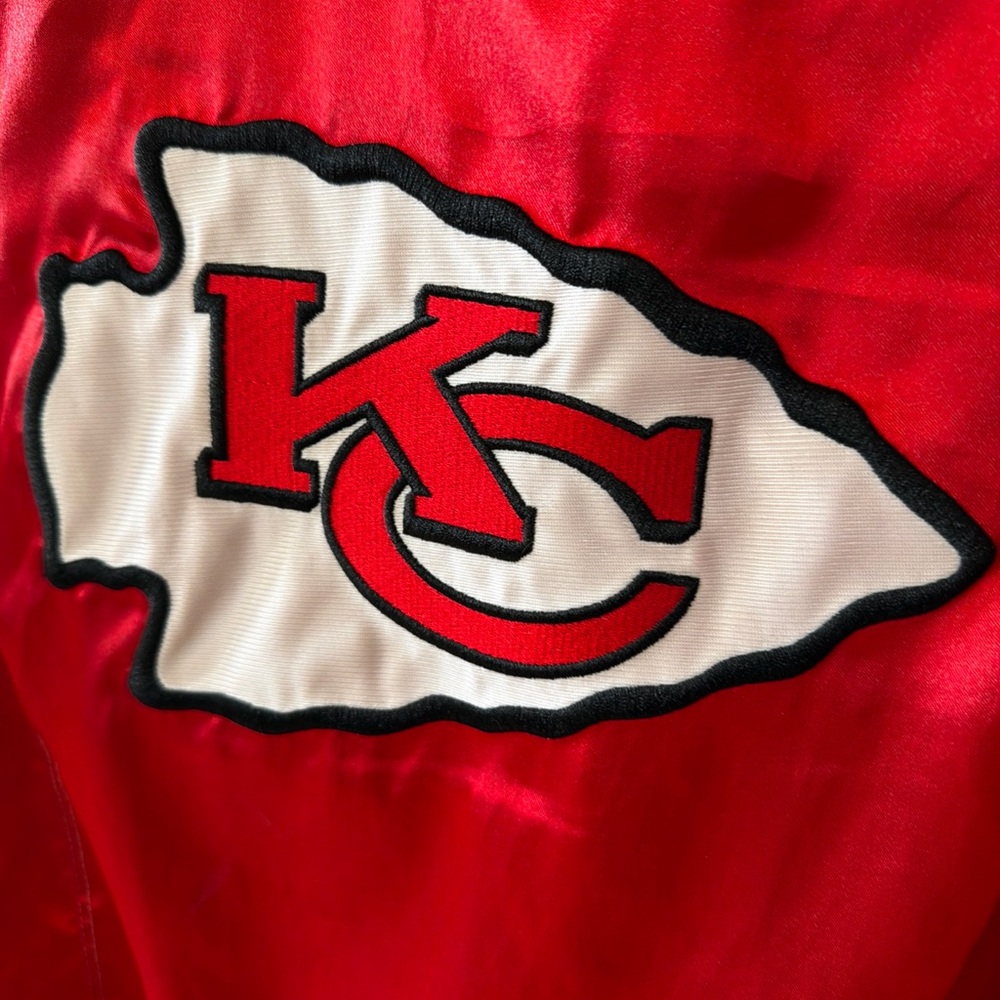 Vintage Y2K Women’s Kansas Chiefs Light Jacket NFL Size Medium Red White Yellow - Picture 6 of 6
